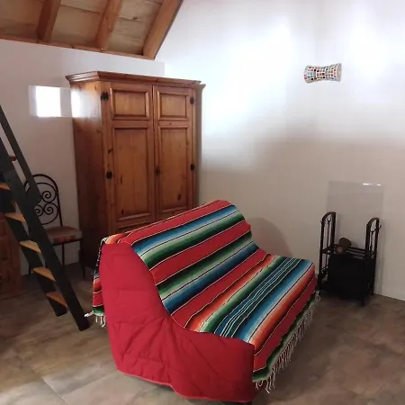 La Loge De Fleur Nyaraló *